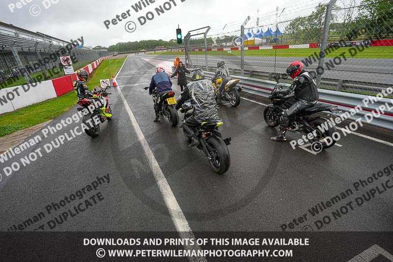 donington no limits trackday;donington park photographs;donington trackday photographs;estoril;event digital images;motorbikes;no limits;no limits trackdays;peter wileman photography;portugal;trackday;trackday digital images;trackday photos